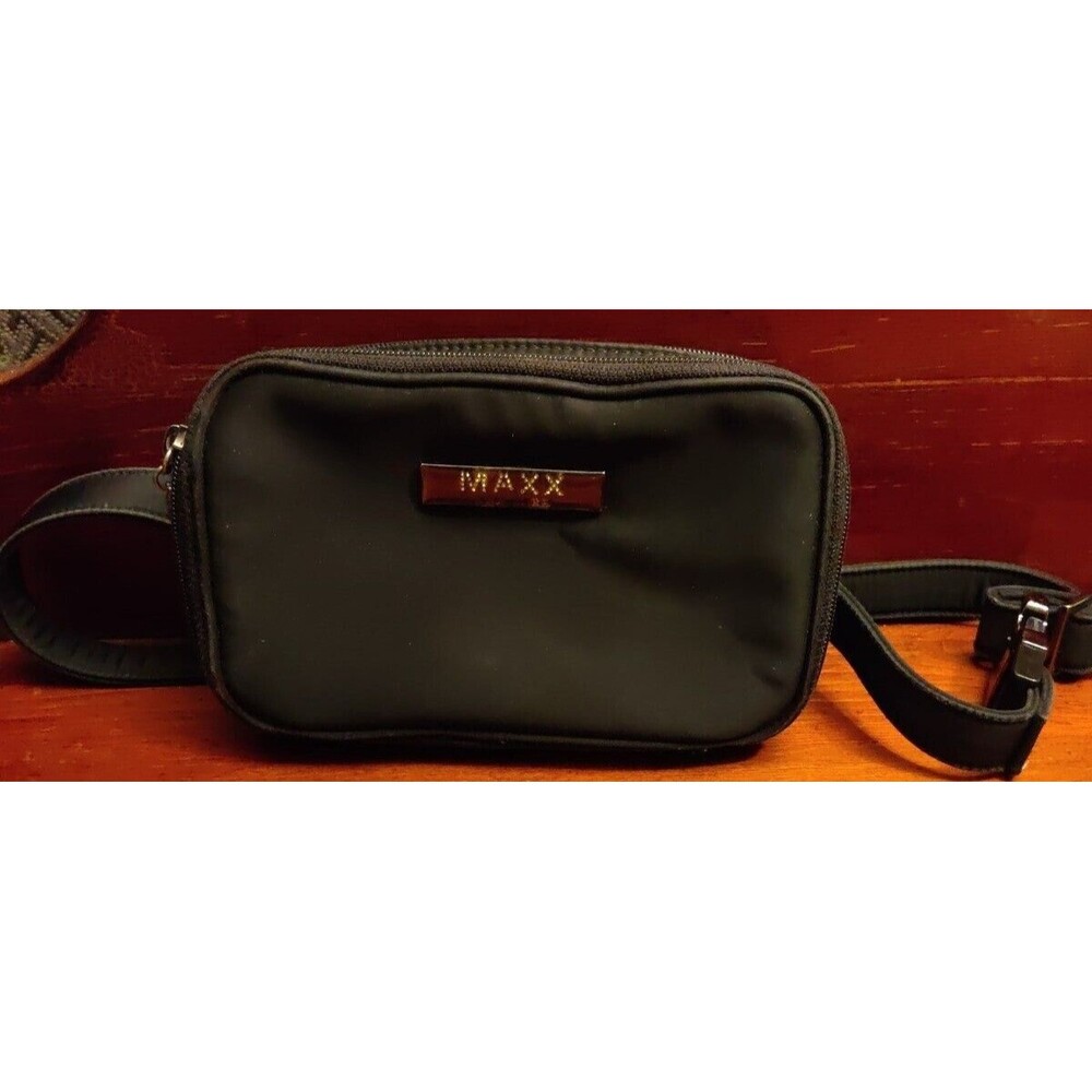 Black Maxx Fanny Pack